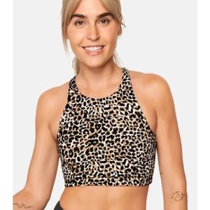 NWOT Outdoor Voices Move Free TechSweat Bra/Crop Top Size Small - Leopard Print